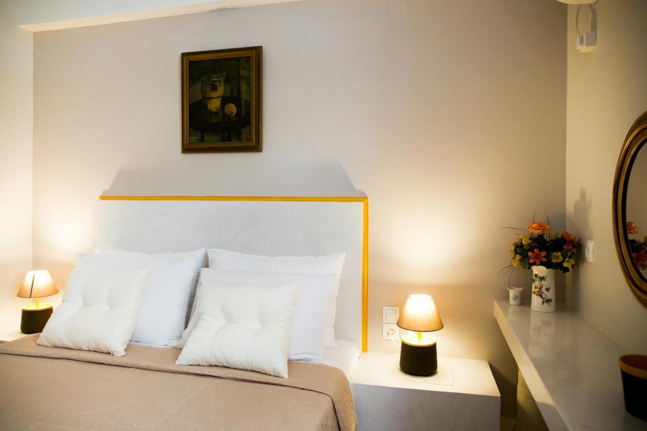 Praxitelis Luxury Apartments Athen Eksteriør bilde